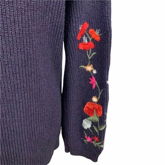 American Eagle Floral Embroidered Sweater M - Picture 5 of 12